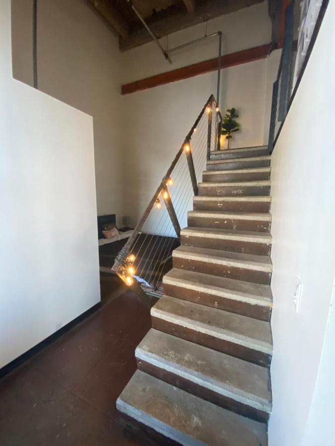 The Continental Dtla Loft Couette-café *